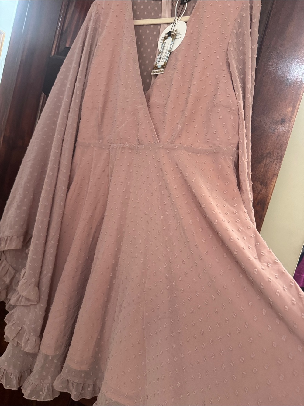 Boohoo Plus Mauve Dotted Ruffle Long Sleeve Dress - Picture 4 of 6